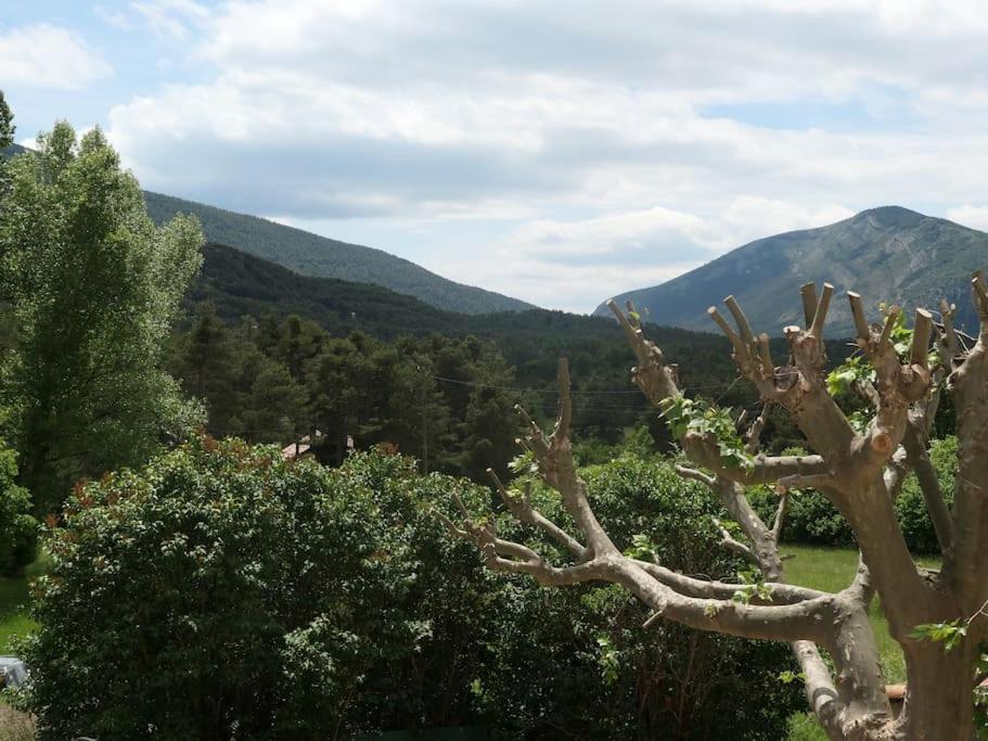Montagne, Mer Et Verdon Seranon Luaran gambar