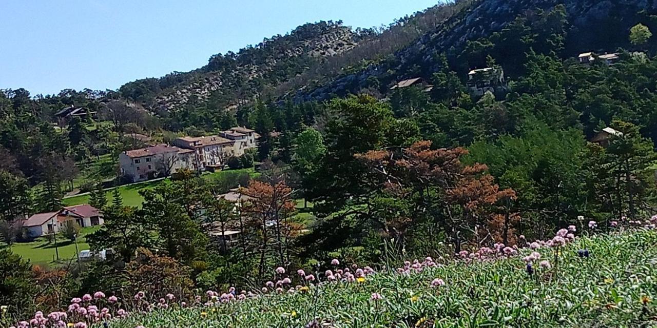 Montagne, Mer Et Verdon Seranon Luaran gambar